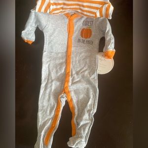 NWT 0-3 month gender neutral baby pumpkin three piece set